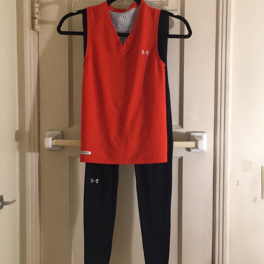Under Armour tank & leggings size S